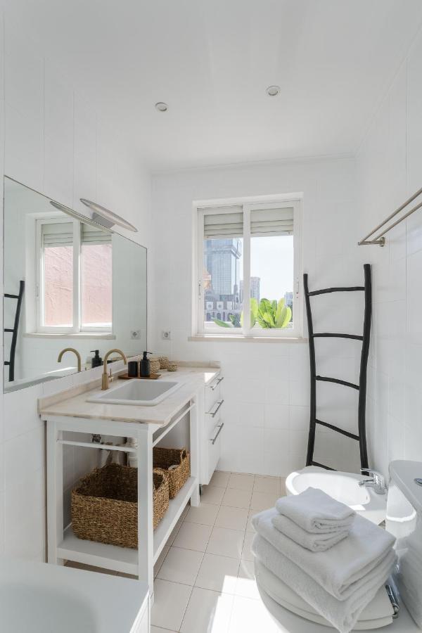 Casa Boma Lisboa - Lighting Apartment With Private Balcony - Campolide I Eksteriør billede